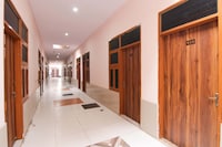 Hotel O Royal Place