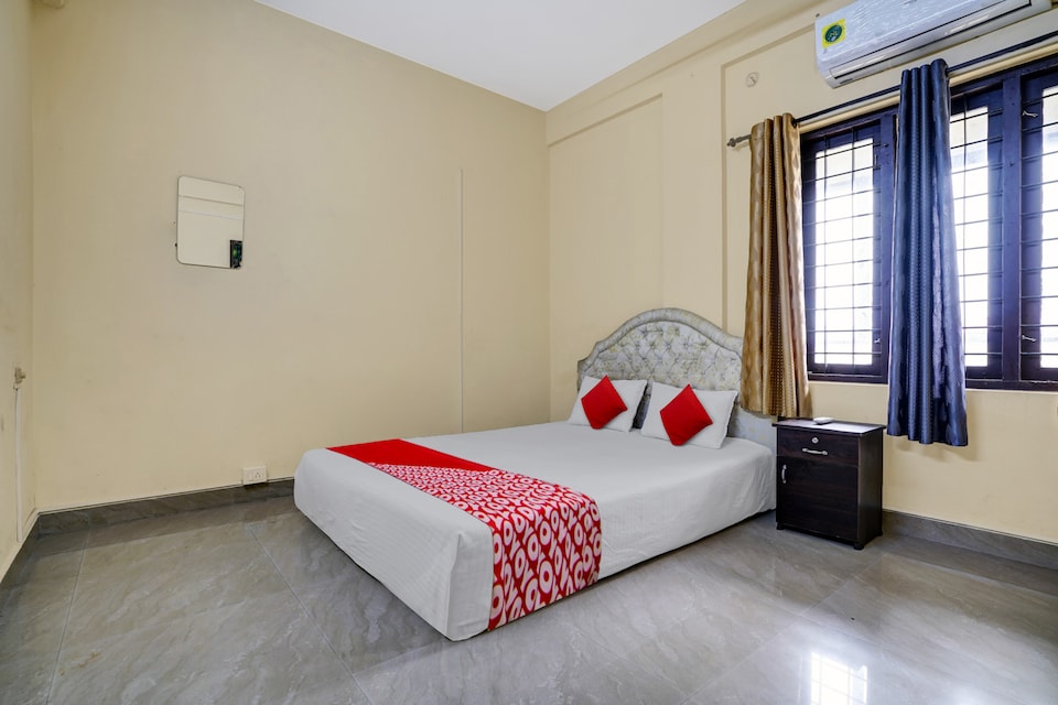 OYO Flagship Relax at Kochi, Edapally Kochi, Kochi