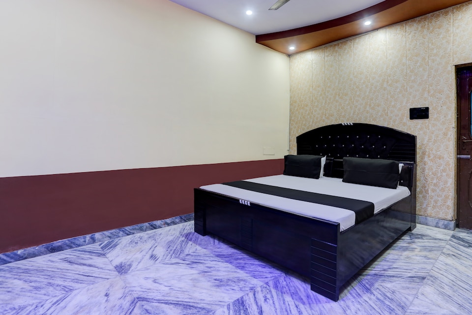 OYO Flagship Mamta hotel and marriage lawn , Barra Kanpur, Kanpur