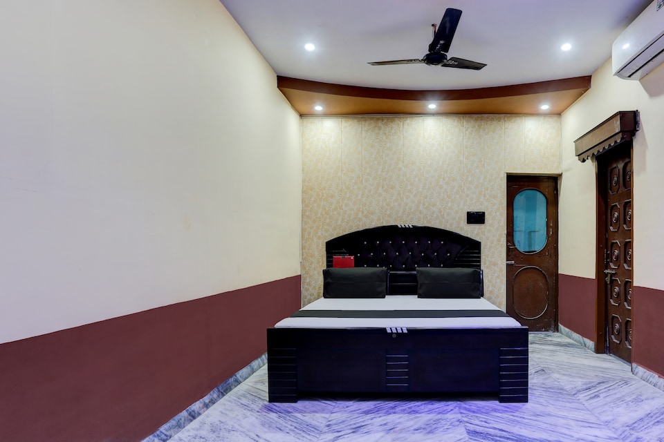 OYO Flagship Mamta hotel and marriage lawn , Barra Kanpur, Kanpur