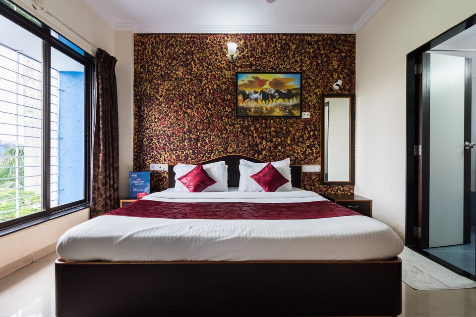 OYO Rooms 164 Andheri East JB Nagar circle, Mumbai International Airport, Mumbai