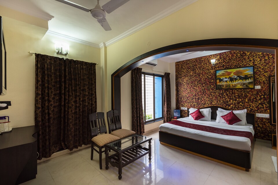 OYO Rooms 164 Andheri East JB Nagar circle, Mumbai International Airport, Mumbai