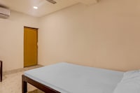 SPOT ON Hotel Paradise Inn