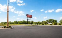 Harlan Inn and Suites By OYO Harlan