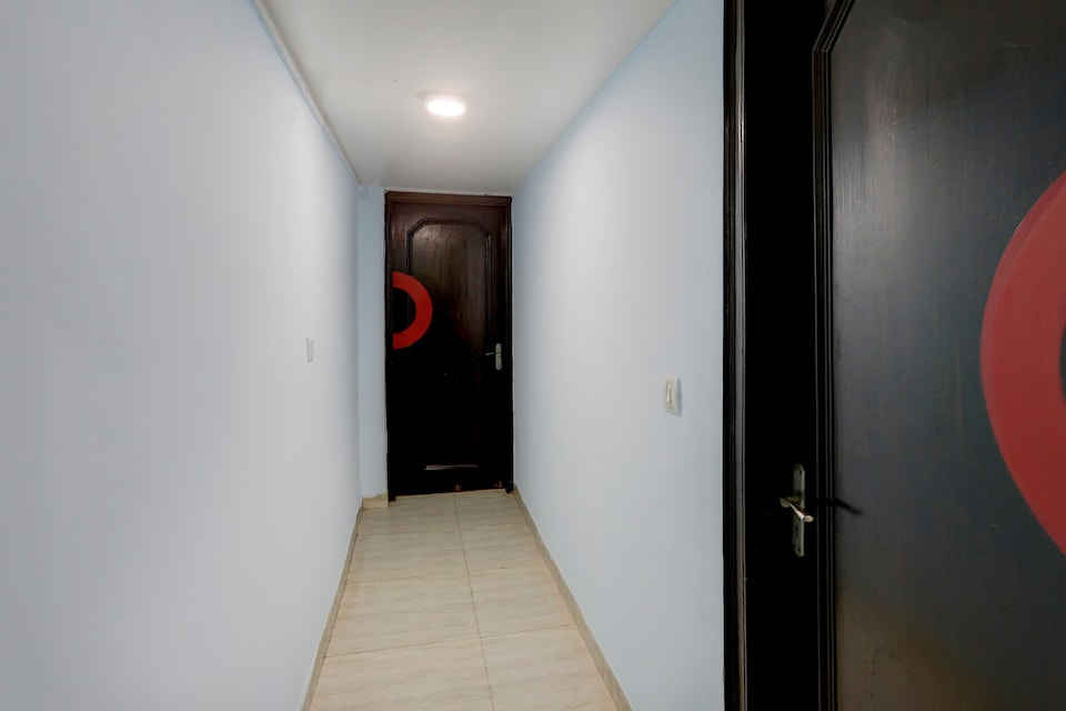 Hotel O Metro Residency, Kalkaji Delhi, Delhi