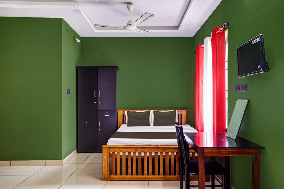 Collection O White clouds rooms and residency, Cluster Ernakulam, Ernakulam