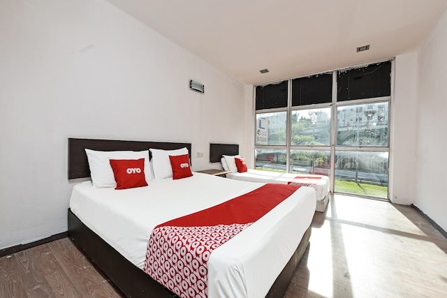 OYO 90892 L&E Hotel