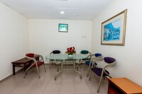 OYO 90893 Hotel 68 Kampung Lapan