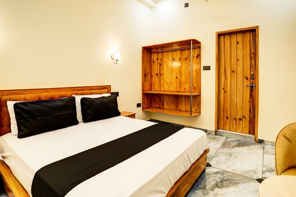 HOTEL GANGA SAFARI, Moradabad, Moradabad