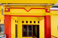 OYO Life 93300 Homestay Puri Anggrek Syariah - Wage