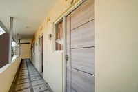 OYO Life 93300 Homestay Puri Anggrek Syariah - Wage