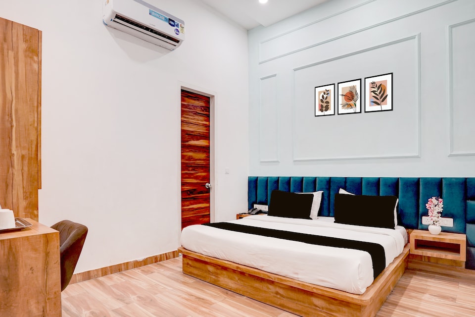 Super Townhouse Red Cross Amritsar Formerly Amar Villa, Golden Temple Road Amritsar, Amritsar