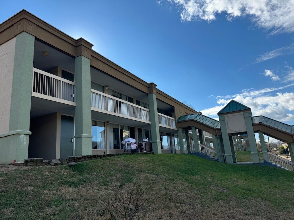 OYO Hotel Harriman, OYO Hotels Harriman TN, Book 69 OYO