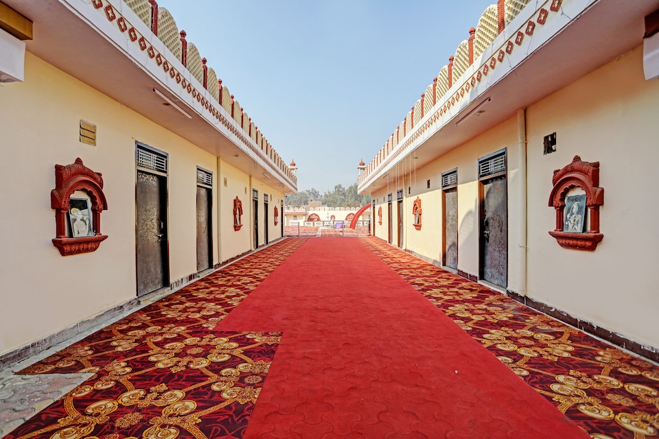 OYO Hotel Ridheshwar Palace, Hanumangarh, हनुमानगढ़
