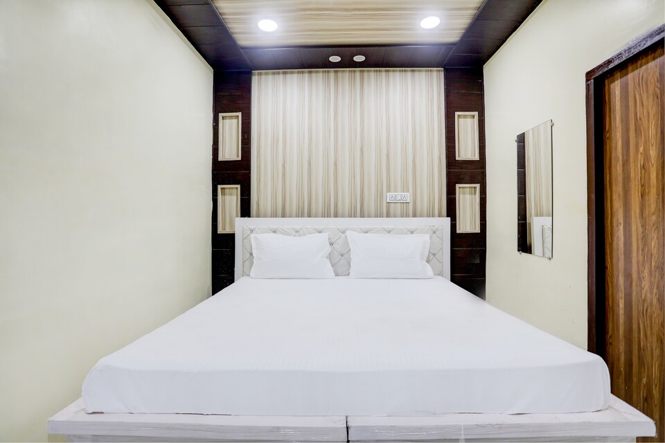 OYO Kittu hotel and restaurant, Bulandshahr, Bulandshahr