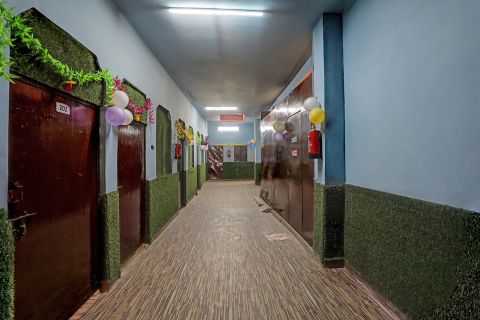 HOTEL O NEW SAMRAT, Ghaziabad City, Ghaziabad