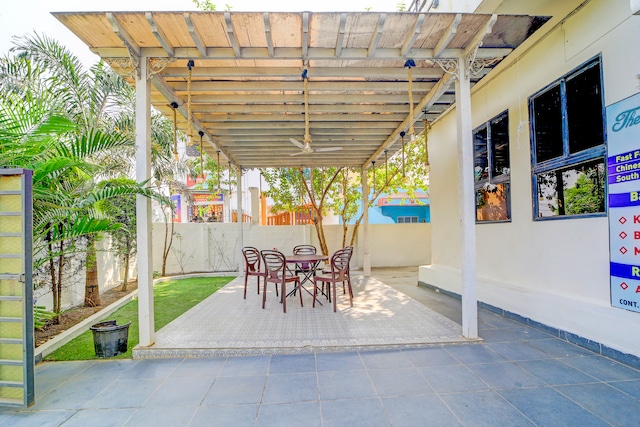 Hotel O The Happy Land Hotel & Cafe