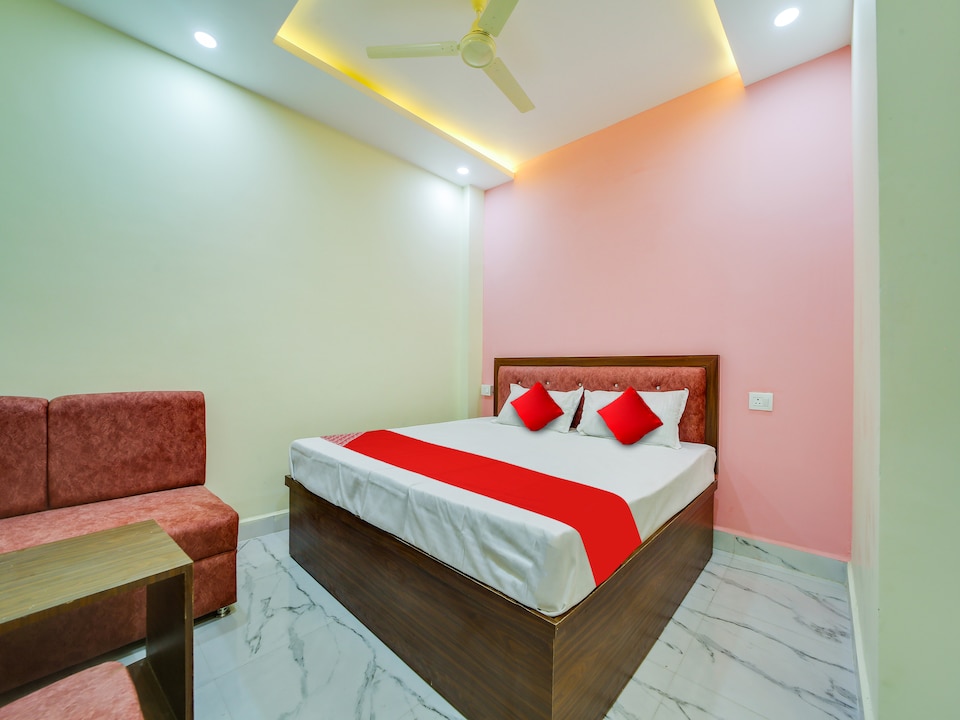 OYO Hotel United Palace, Hamidia Road Bhopal, Bhopal