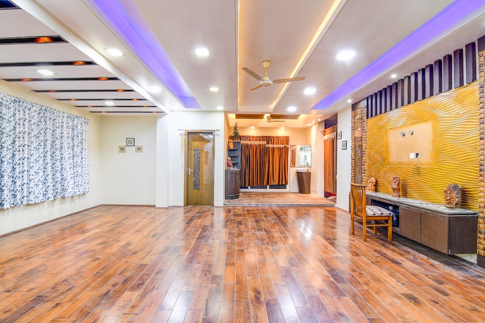 Hotel O The Luxury Palace, Bapuji Nagar, Bhubaneswar