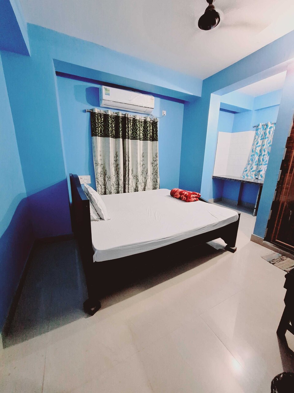 OYO 819774 HOTEL RAHAN APPARTMENT & SONU SONU GUEST HOUSE, Rajarhat Kolkata, Kolkata