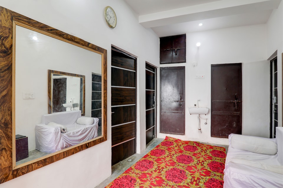 Hotel O by OYO The Hotal Vishnu, Bettiah, Bettiah