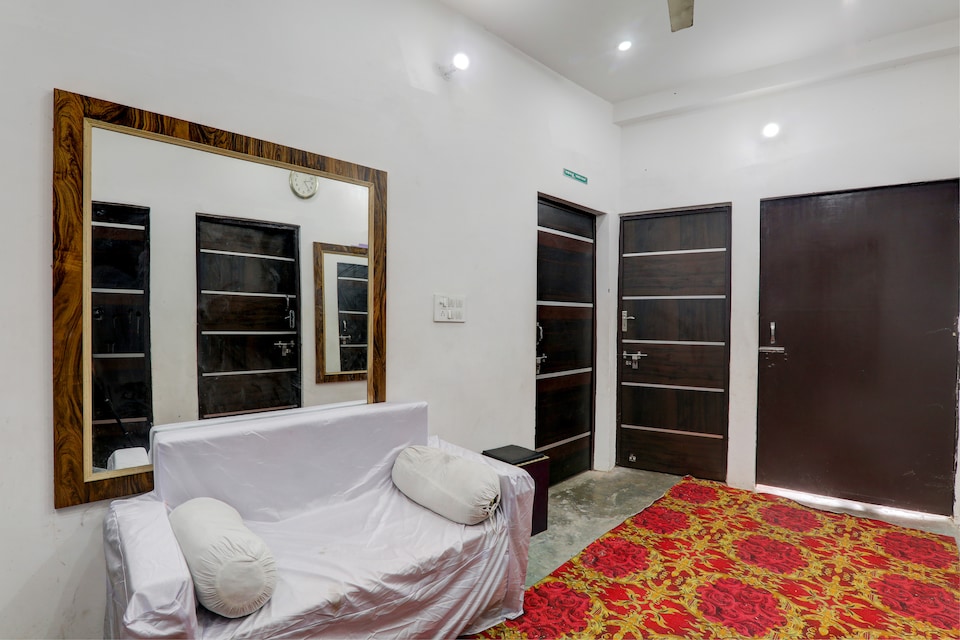 Hotel O by OYO The Hotal Vishnu, Bettiah, Bettiah