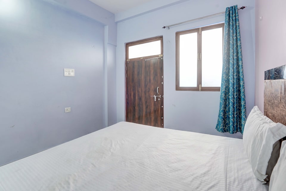 Hotel O SM GALAXY, Kanpur Railway Station, Kanpur