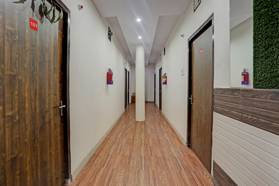 Hotel O laveena, Moradabad, Moradabad