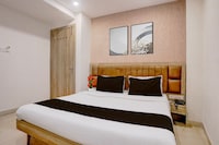 Collection O Crawford Market Formerly Al Ibrahim Hotel 