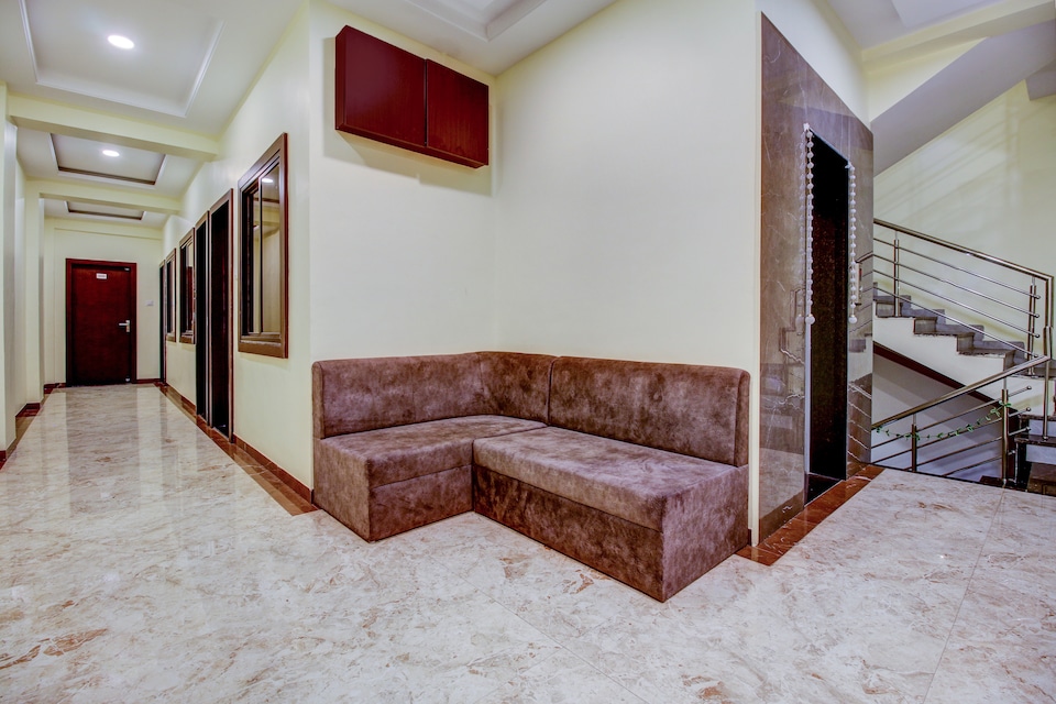 Hotel O The Shloka, New Market Bhopal, Bhopal