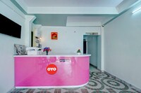 OYO 819868 Hotel Devlok In