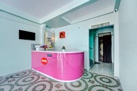 OYO 819868 Hotel Devlok In