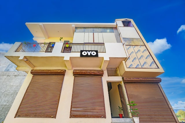 Hotel O AJ STAR Hotel