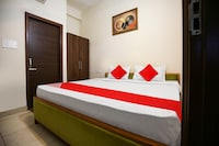OYO Arjun Grand Hotel