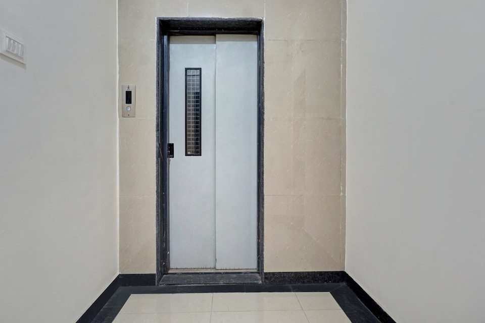 OYO 819879 Hotel Shiv Inn, Pimpri Pune, Pune