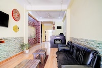 Collection O Ganeshguri Nayanpur Formerly Rainbow Residency