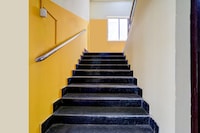Collection O Ganeshguri Nayanpur Formerly Rainbow Residency