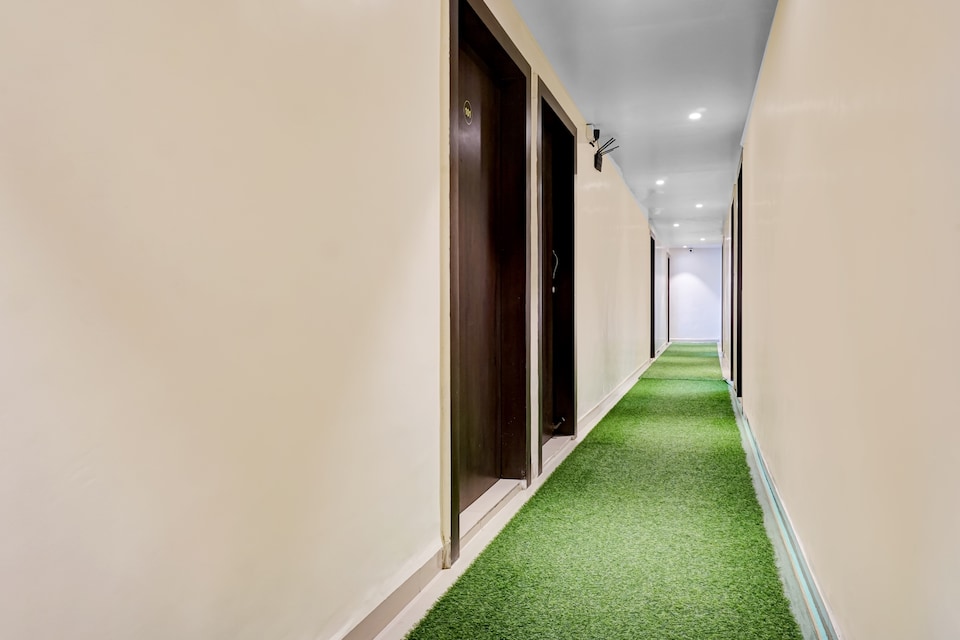 Hotel O Parinda Lodging, Pimpri Pune, Pune