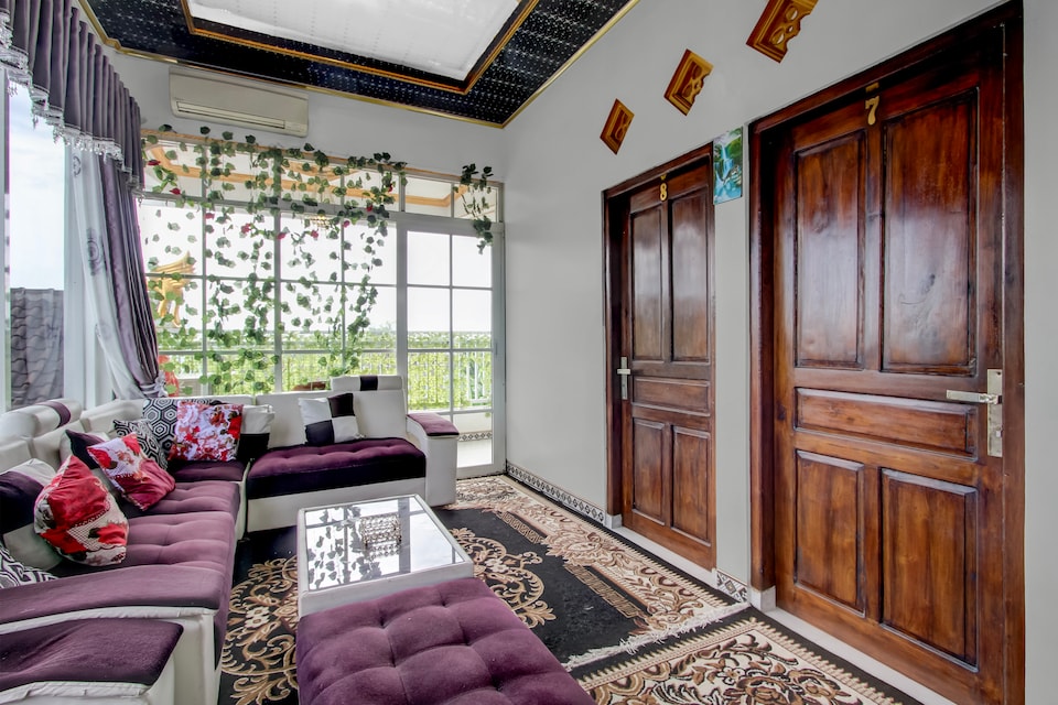 Hotel O Wisma Ratu Syariah, Sukoharjo Regency, Sukoharjo