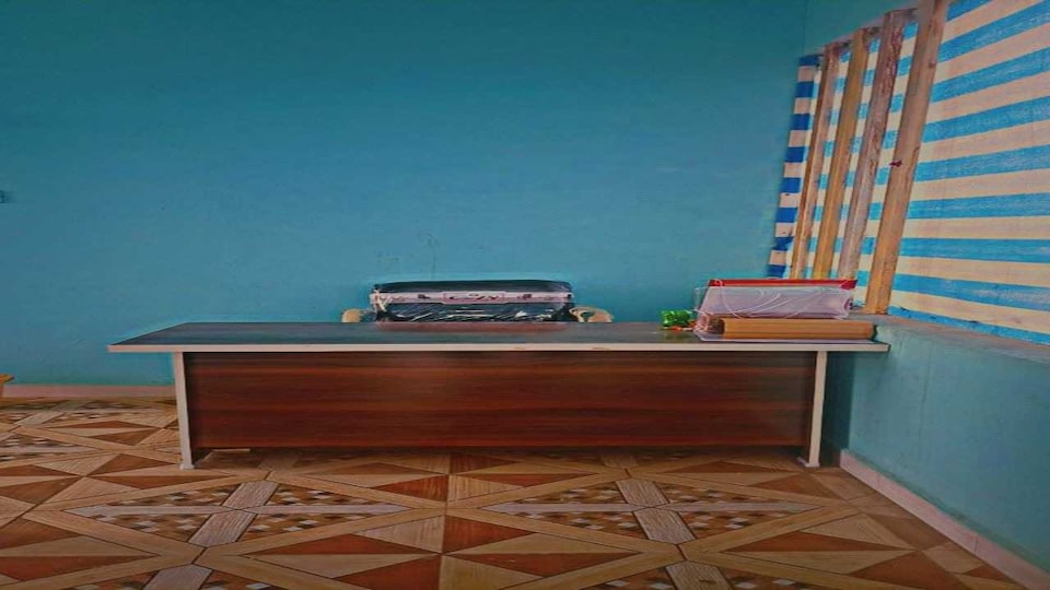 OYO Avinash Bavankar Restaurant, Gondia, Gondia