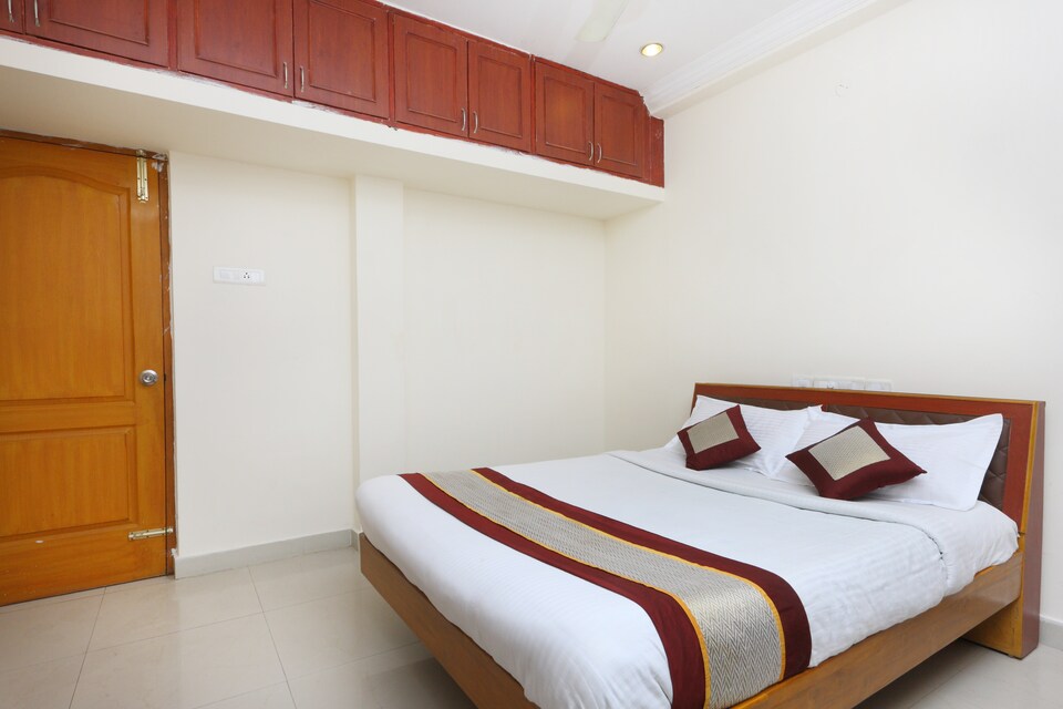 OYO 820035 Tranquil Nest, Velachery, Chennai