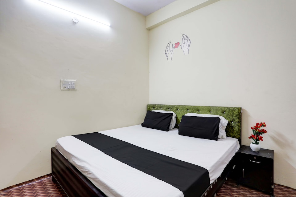 OYO 820039 the Vecation Inn, Noida Industrial Area Mamura, Noida