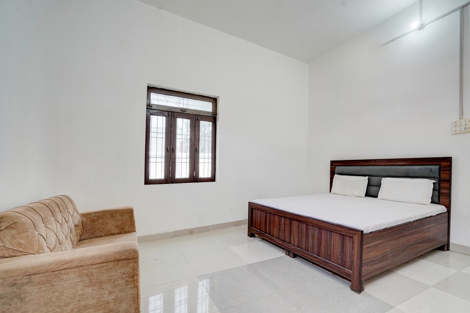 OYO RP Banquet Hall and Guest House , Moradabad, Moradabad