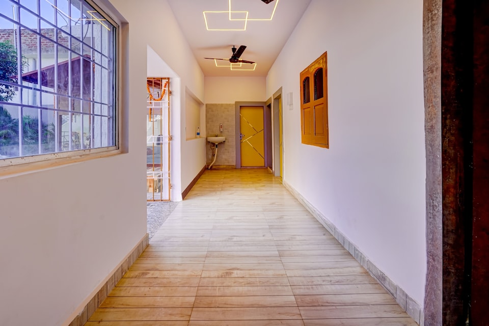 Hotel O Ruby Banquet Hall and Rooms, Harmu, Ranchi