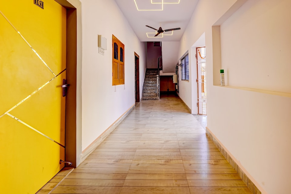 Hotel O Ruby Banquet Hall and Rooms, Harmu, Ranchi