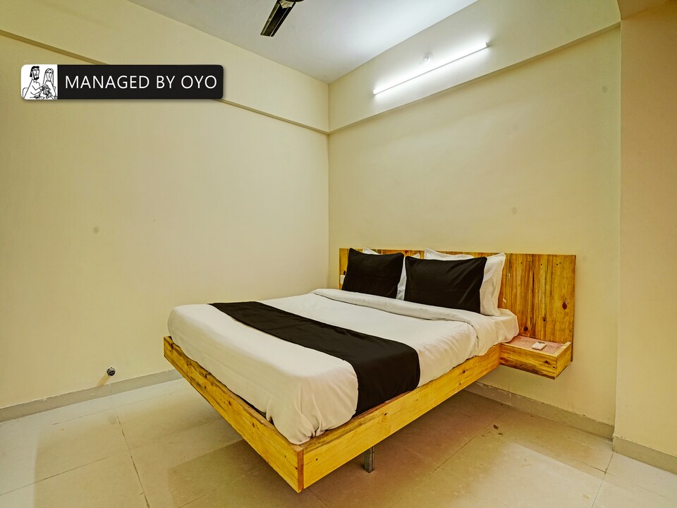 OYO Flagship Khushboo Palace, Mumbai Panvel-CBD-Taloja, Mumbai