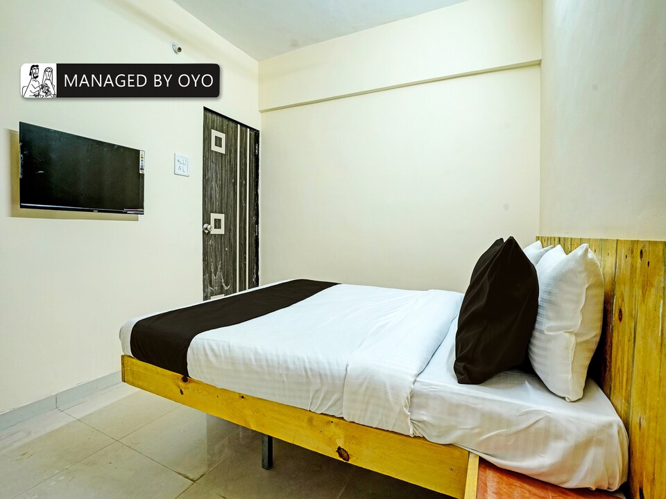 OYO Flagship Khushboo Palace, Mumbai Panvel-CBD-Taloja, Mumbai