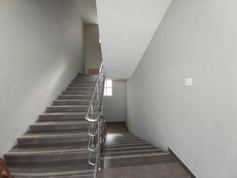 OYO 820093 Aredya Towers, Reddipatti Salem, Salem