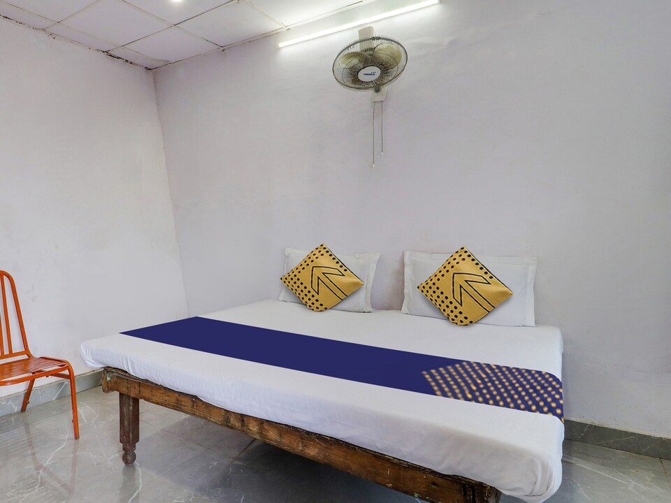 SPOT ON Hotel Jaiswal Estate, Library Chowk Mussoorie, Mussoorie