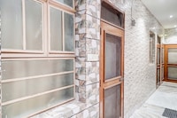 Hotel O PYRENEES HOME STAY Fatehadbad metro station
